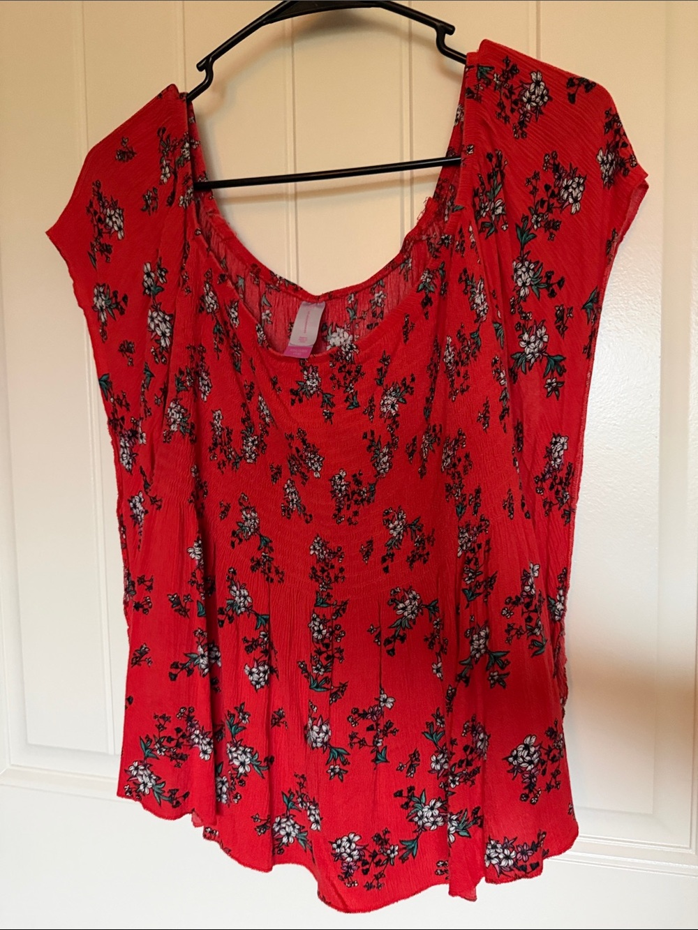 Reddish/Orange Floral Sleeveless Crop Top